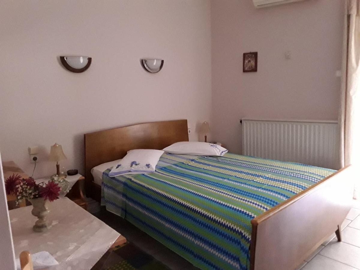 Γιαννουλα Κρετση Hotel Kamena Vourla Eksteriør billede